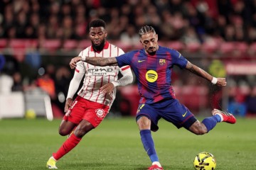 弗里克绝望了!巴萨唯一真核确认伤缺 西媒:欧冠晋级概率暴跌50%