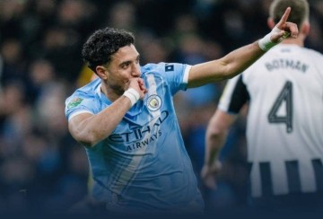 足坛一夜动态:国米8连斩都灵晋级决赛,曼城5-1纽卡宣战阿森纳