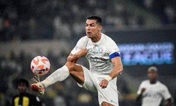 德甲：门兴对战勒沃库森，沃夫斯堡挑战多特蒙德，圣保利迎战斯图加特，比分预测赛事分析