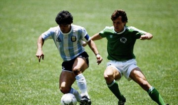 足球史上只有3个真正天才,卡佩罗明确划线贝利马拉多纳梅西入选,C罗被定义为靠勤奋成就的球员